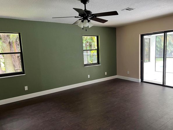 74 Barberton Road, Lake Worth FL 33467