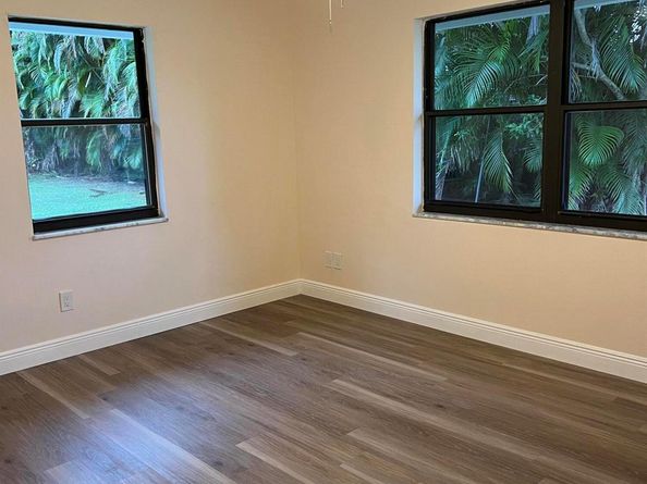 74 Barberton Road, Lake Worth FL 33467