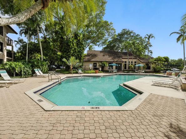 4281 W Mcnab Rd 16, Pompano Beach FL 33069