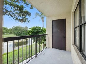 4281 W Mcnab Rd 16, Pompano Beach FL 33069