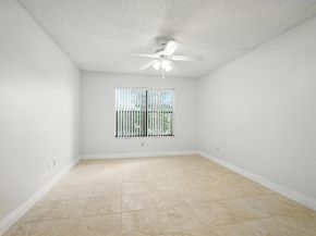 4281 W Mcnab Rd 16, Pompano Beach FL 33069