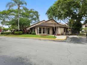 4281 W Mcnab Rd 16, Pompano Beach FL 33069