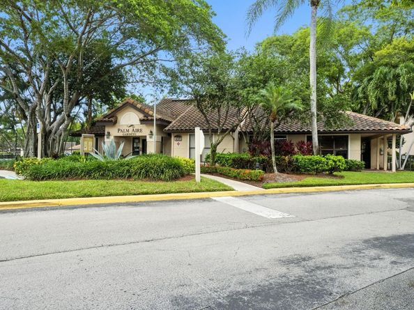 4281 W Mcnab Rd 16, Pompano Beach FL 33069