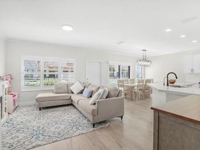 4712 Grand Cypress Cir, Coconut Creek FL 33073