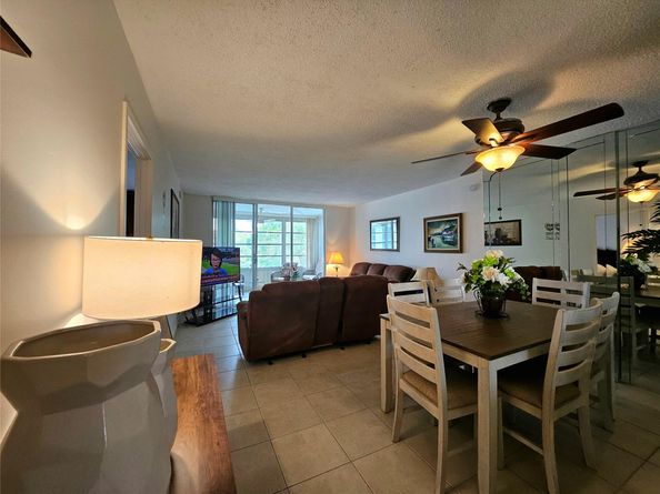 4899 NW 26th Ct 452, Lauderdale Lakes FL 33313