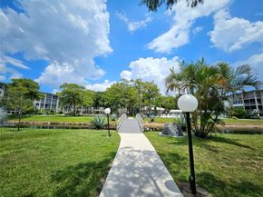 4899 NW 26th Ct 452, Lauderdale Lakes FL 33313