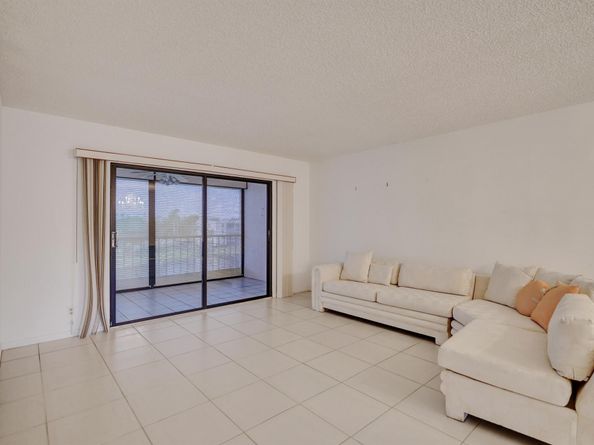 7320 Amberly Lane 406, Delray Beach FL 33446