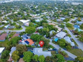 1680 NE 34th Lane, Oakland Park FL 33334
