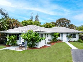 1680 NE 34th Lane, Oakland Park FL 33334