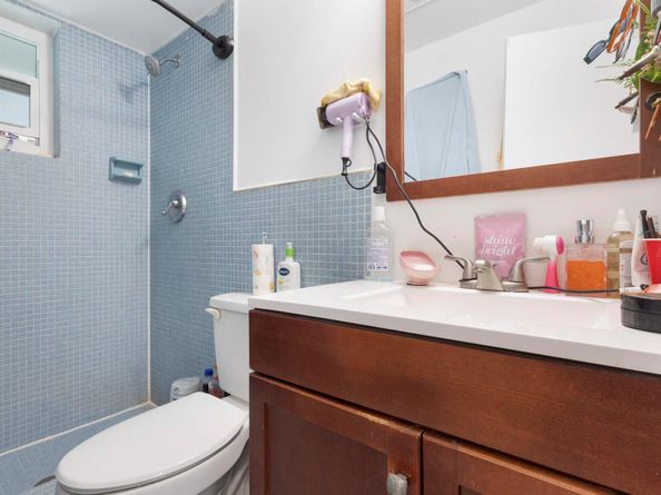 1680 NE 34th Lane, Oakland Park FL 33334