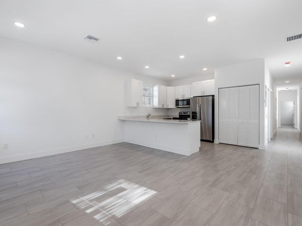 3731 Saginaw Avenue, West Palm Beach FL 33409