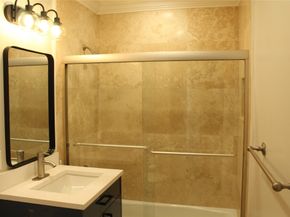 221 SE 10th St, Pompano Beach FL 33060