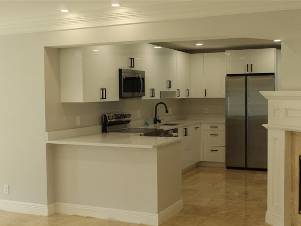 221 SE 10th St, Pompano Beach FL 33060