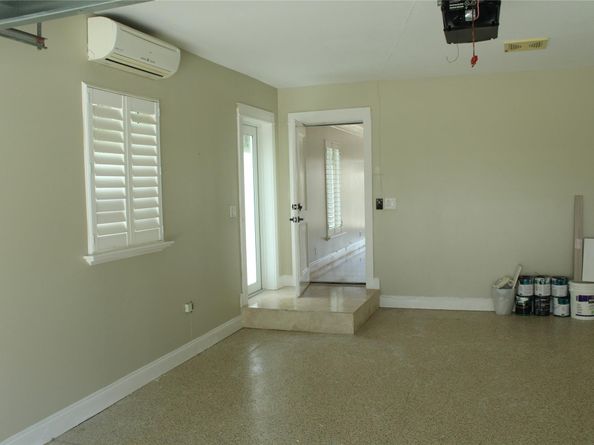 221 SE 10th St, Pompano Beach FL 33060