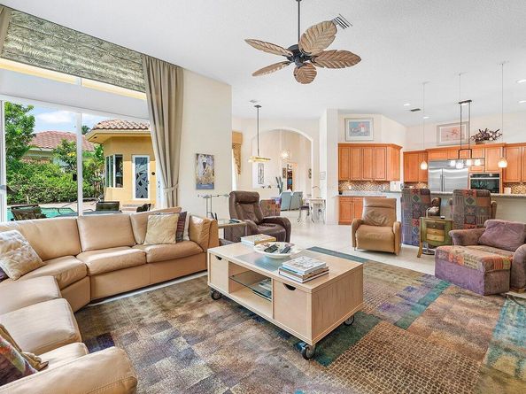 7094 Via Mediterrania, Boca Raton FL 33433