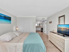1147 Hillsboro Mile 408, Hillsboro Beach FL 33062
