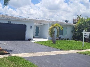 9050 NW 24 Court