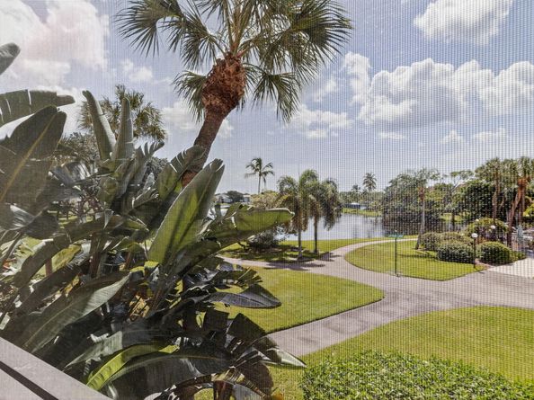 1915 Lavers Circle E207, Delray Beach FL 33444