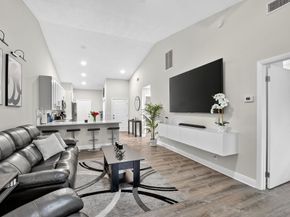 3981 Island Club Circle W, Lake Worth FL 33462