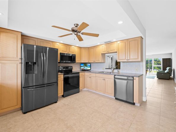 2802 S Victoria Way J3, Coconut Creek FL 33066