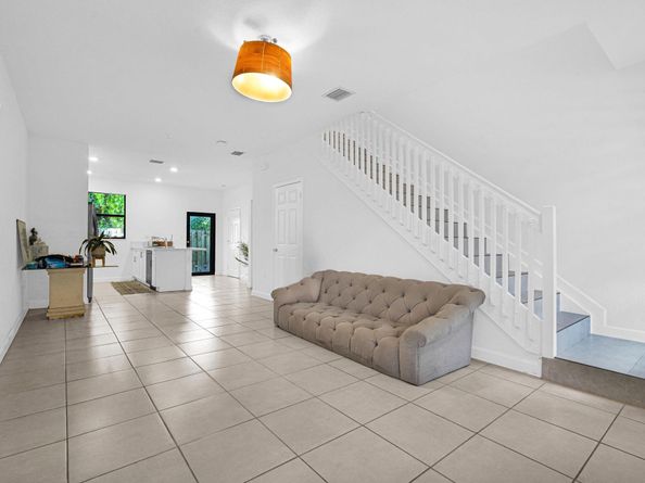 1901 SW 5th Ct, Fort Lauderdale FL 33312