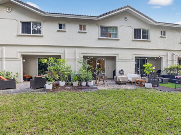 2650 Webb Avenue, Delray Beach FL 33444
