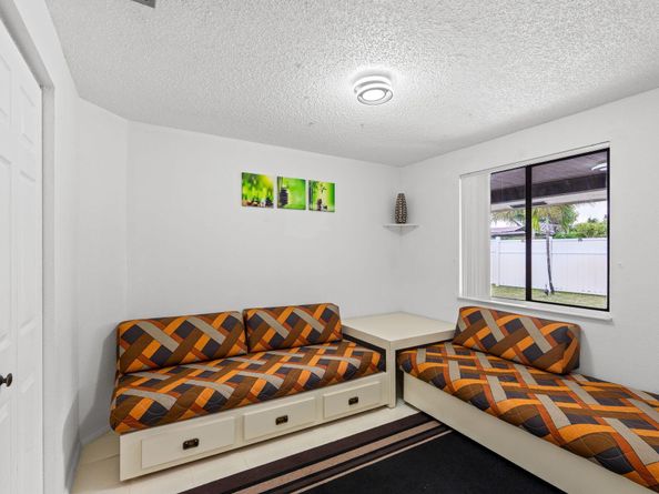 1403 Donwoods Lane, Royal Palm Beach FL 33411