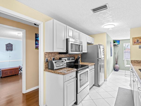 1403 Donwoods Lane, Royal Palm Beach FL 33411