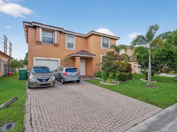 6124 NW 40th Street