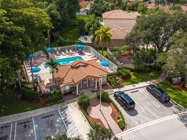6124 NW 40th Street, Coral Springs FL 33067