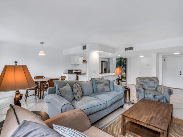 2003 Bridgewood Drive 2003, Boca Raton FL 33434