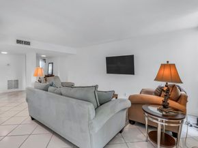 2003 Bridgewood Drive 2003, Boca Raton FL 33434