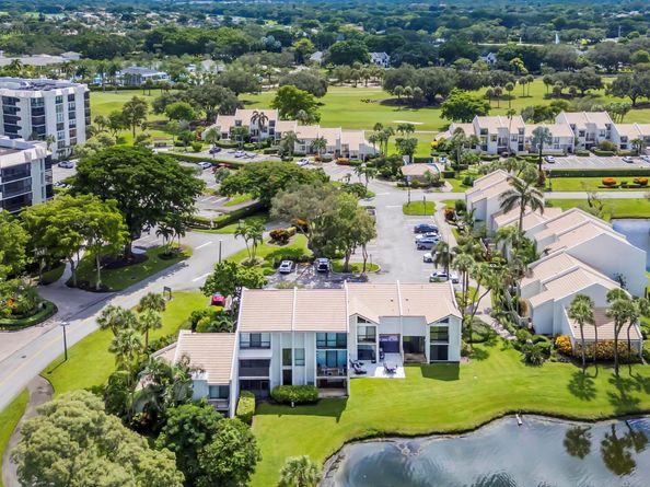 2003 Bridgewood Drive 2003, Boca Raton FL 33434