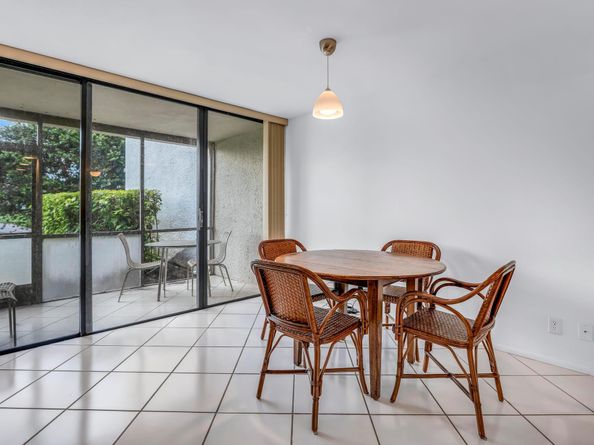2003 Bridgewood Drive 2003, Boca Raton FL 33434
