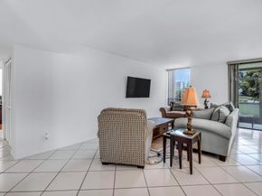 2003 Bridgewood Drive 2003, Boca Raton FL 33434