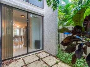 2003 Bridgewood Drive 2003, Boca Raton FL 33434