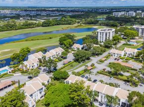 2003 Bridgewood Drive 2003, Boca Raton FL 33434
