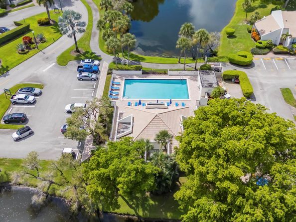 2003 Bridgewood Drive 2003, Boca Raton FL 33434