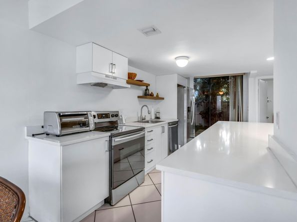 2003 Bridgewood Drive 2003, Boca Raton FL 33434