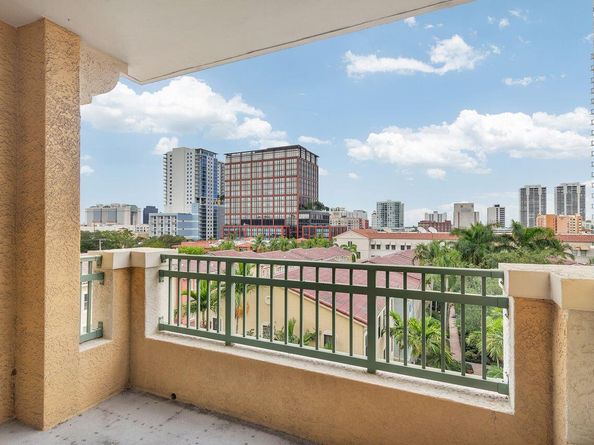 403 S Sapodilla Avenue 509, West Palm Beach FL 33401