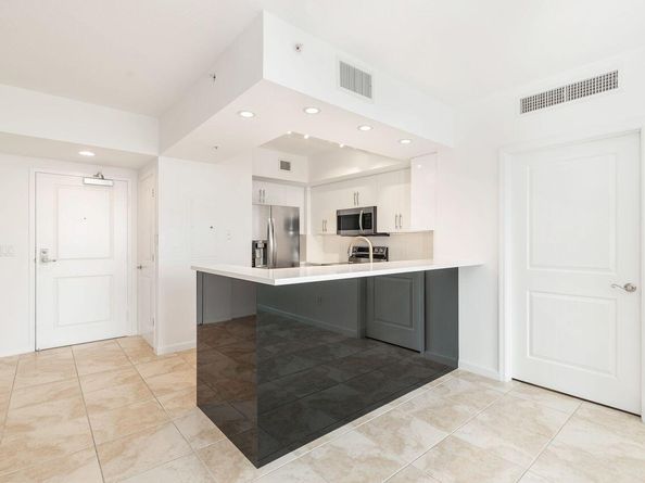 403 S Sapodilla Avenue 509, West Palm Beach FL 33401