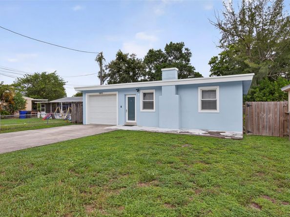 5815 Buchanan St, Hollywood FL 33021