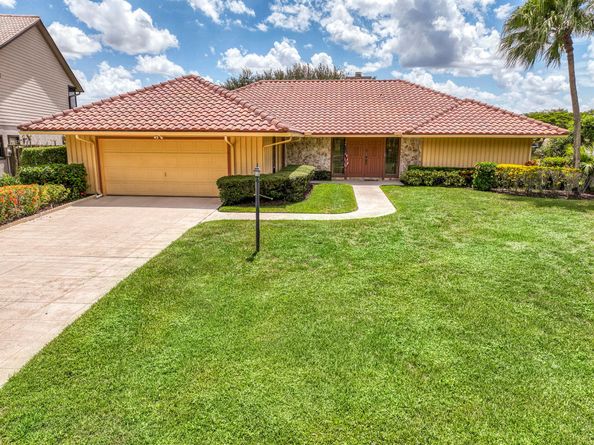 Undisclosed Address #RX-11119570, Palm Beach Gardens FL 33418