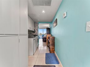 2508 Bay Dr 209, Pompano Beach FL 33062