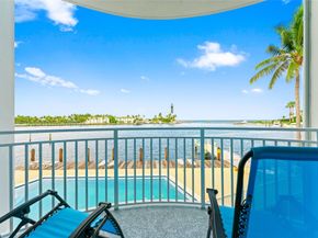 2508 Bay Dr 209, Pompano Beach FL 33062