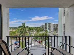 200 Leslie Dr 723, Hallandale Beach FL 33009