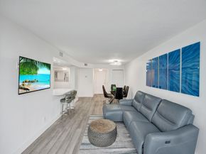 200 Leslie Dr 723, Hallandale Beach FL 33009