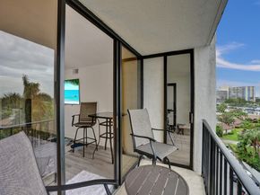200 Leslie Dr 723, Hallandale Beach FL 33009
