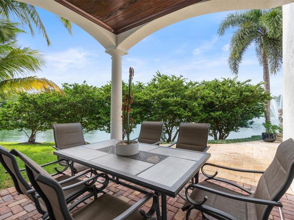 366 Sweet Bay Ave, Plantation FL 33324