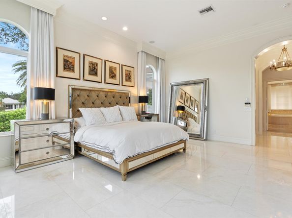 366 Sweet Bay Ave, Plantation FL 33324